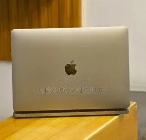 New Laptop Apple MacBook Pro 2019 16GB Intel Core i5 SSD 512GB