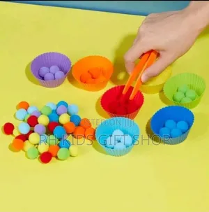 Pom Poms ( Free Delivery )