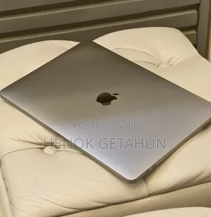 New Laptop Apple MacBook Pro 2019 16GB Intel Core i7 SSD 512GB