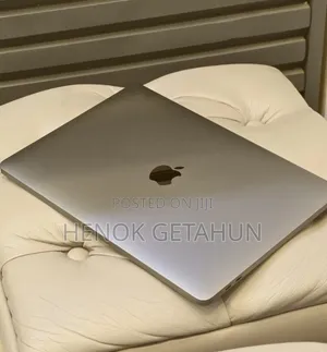 New Laptop Apple MacBook Pro 2019 16GB Intel Core i7 SSD 512GB