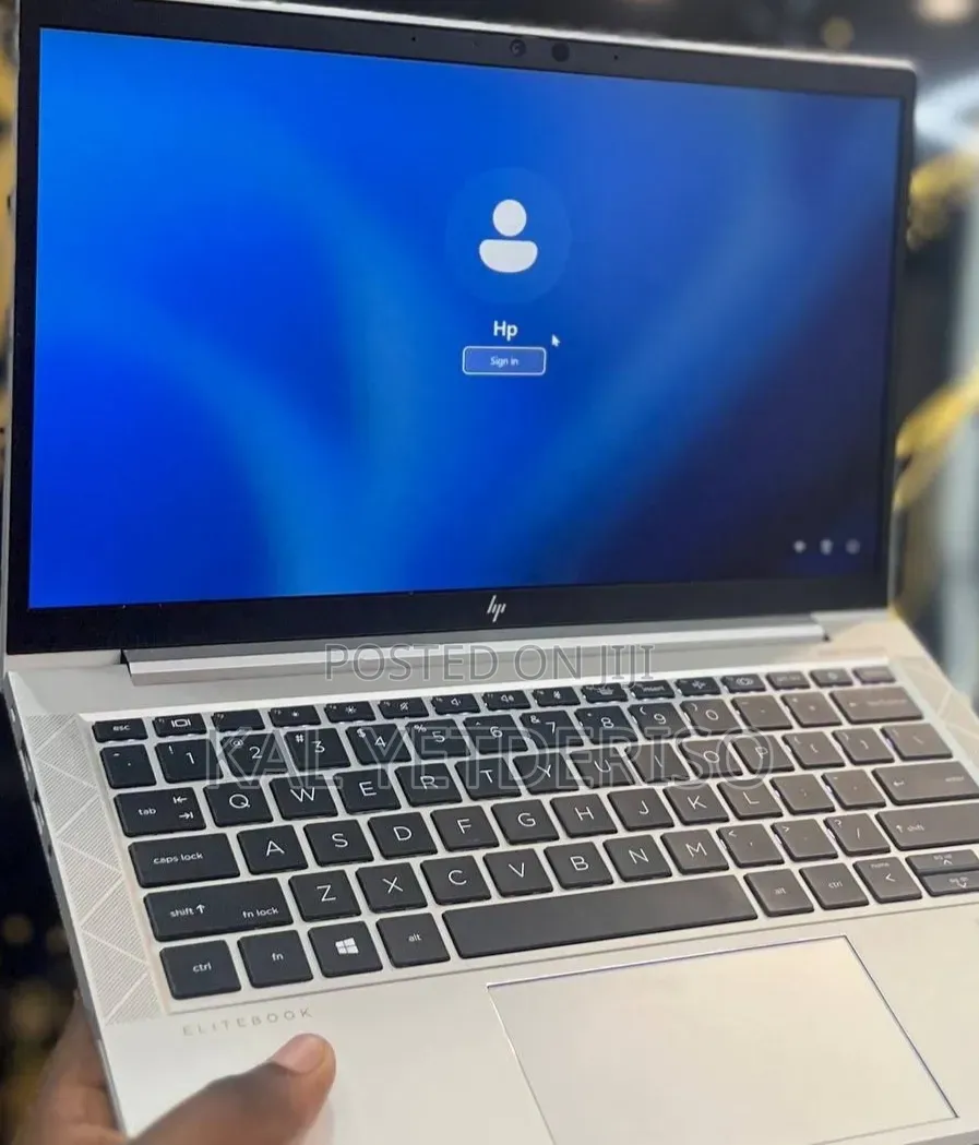 New Laptop HP EliteBook 830 G7 8GB Intel Core i5 SSD 512GB
