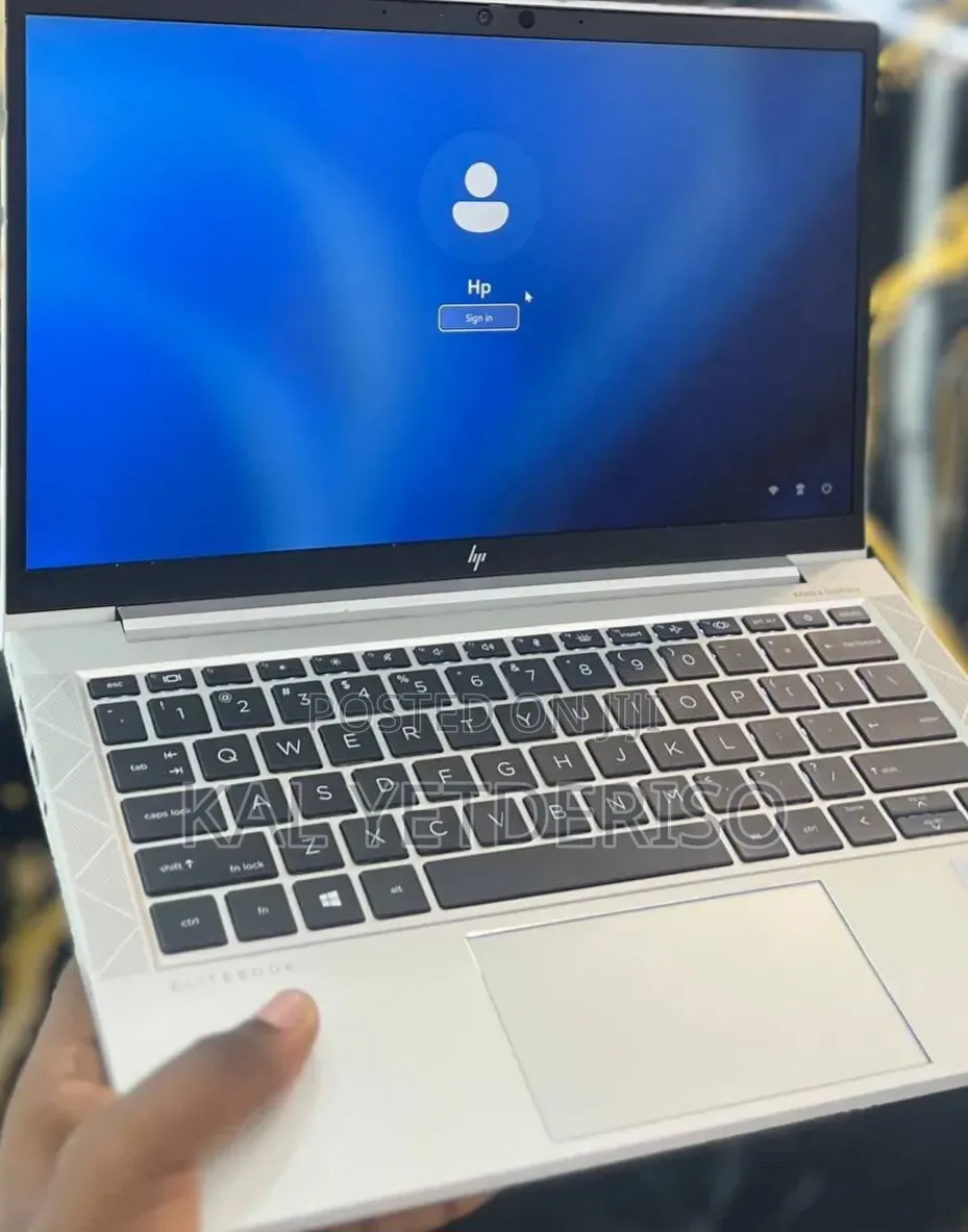 New Laptop HP EliteBook 830 G7 8GB Intel Core i5 SSD 512GB