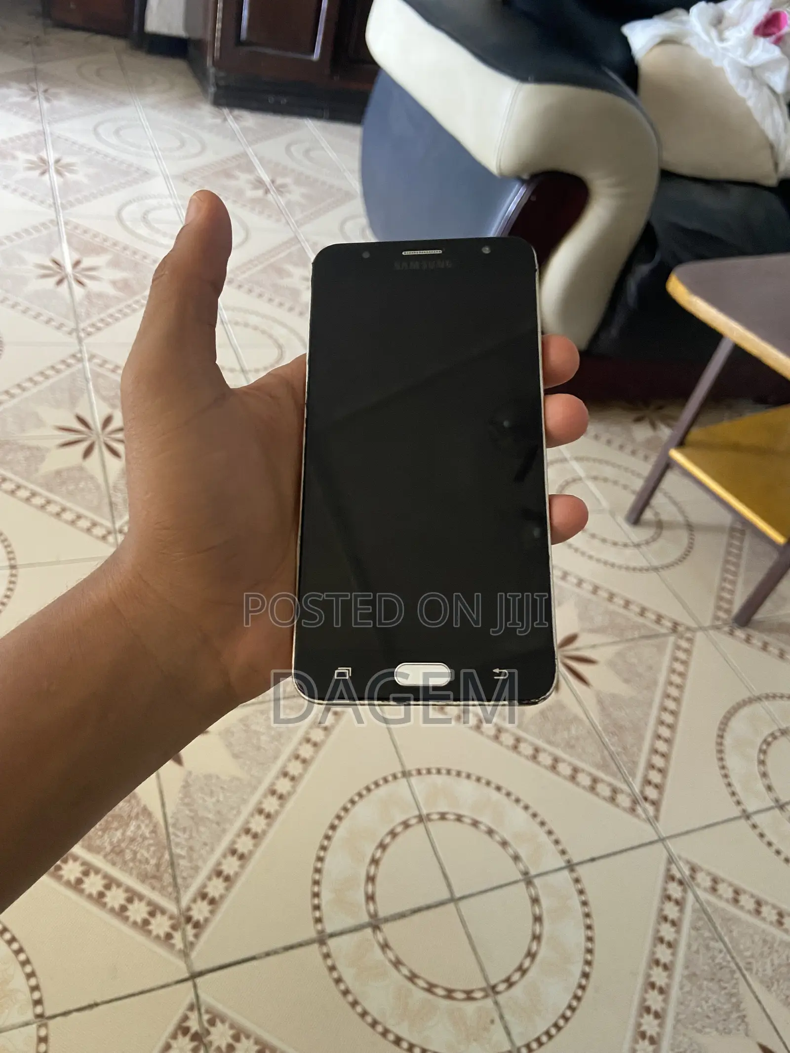 Samsung Galaxy J7 32 GB