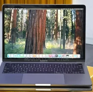 New Laptop Apple MacBook Pro 2019 16GB Intel Core i5 SSD 512GB