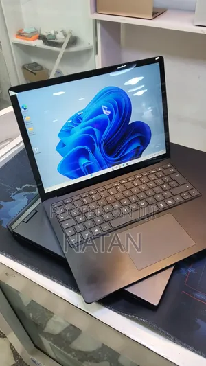 New Laptop Microsoft Surface Laptop 4 16GB Intel Core i7 SSD 512GB