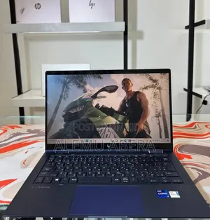 New Laptop HP 16GB Intel Core i7 SSD 512GB
