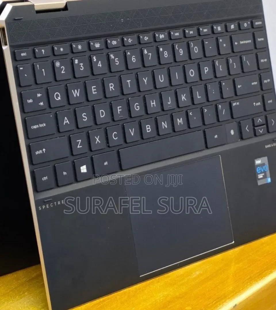 New Laptop HP Spectre X360 16GB Intel Core i7 SSD 512GB