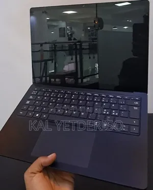 New Laptop Microsoft Surface Laptop 5 16GB Intel Core i7 SSD 512GB