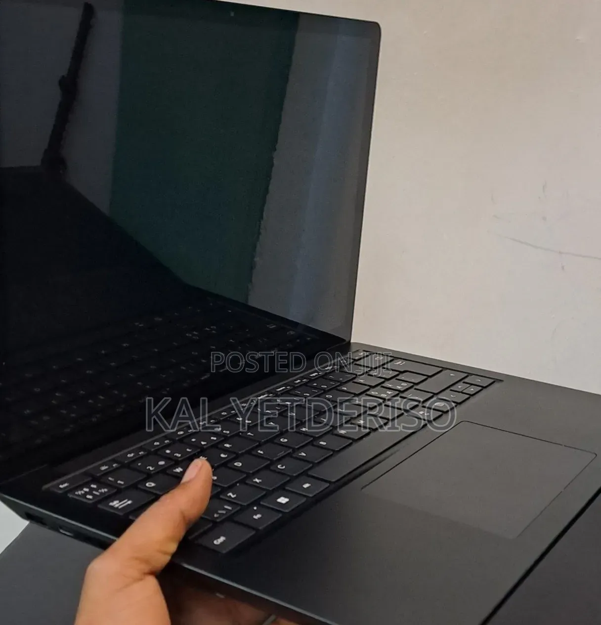 New Laptop Microsoft Surface Laptop 5 16GB Intel Core i7 SSD 512GB