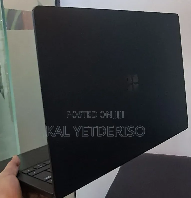 New Laptop Microsoft Surface Laptop 5 16GB Intel Core i7 SSD 512GB