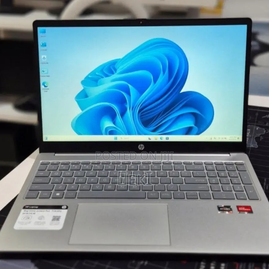 New Laptop HP Stream Notebook 16GB AMD Ryzen 5 SSD 256GB