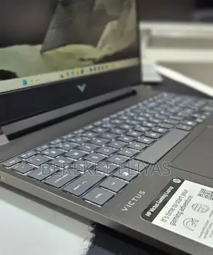 New Laptop HP Victus 16 16GB AMD Ryzen 7 SSD 512GB