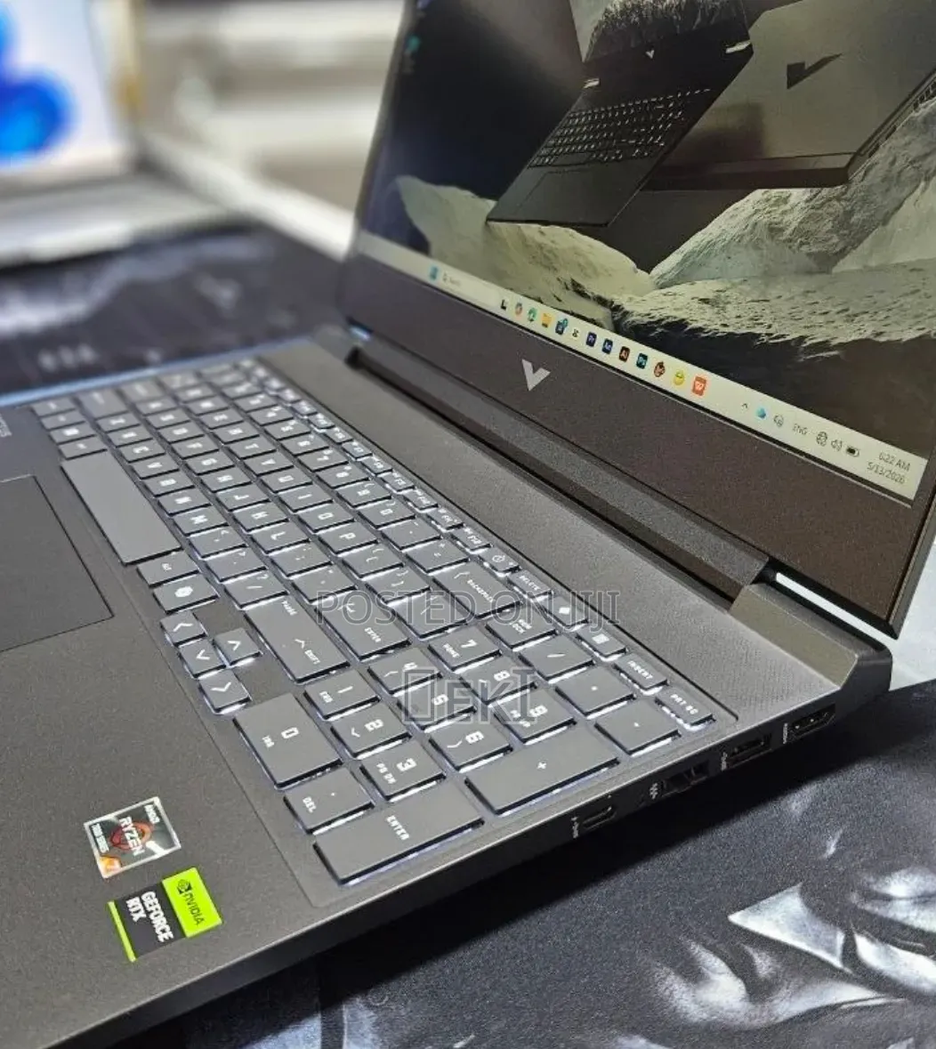 New Laptop HP Victus 16 16GB AMD Ryzen 7 SSD 512GB