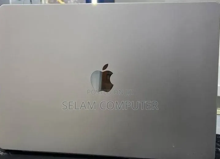 New Laptop Apple MacBook Pro 2021 M1 16GB Apple M1 Max SSD 512GB