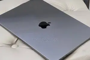 New Laptop Apple MacBook Air 2022 M2 8GB Apple M2 SSD 512GB