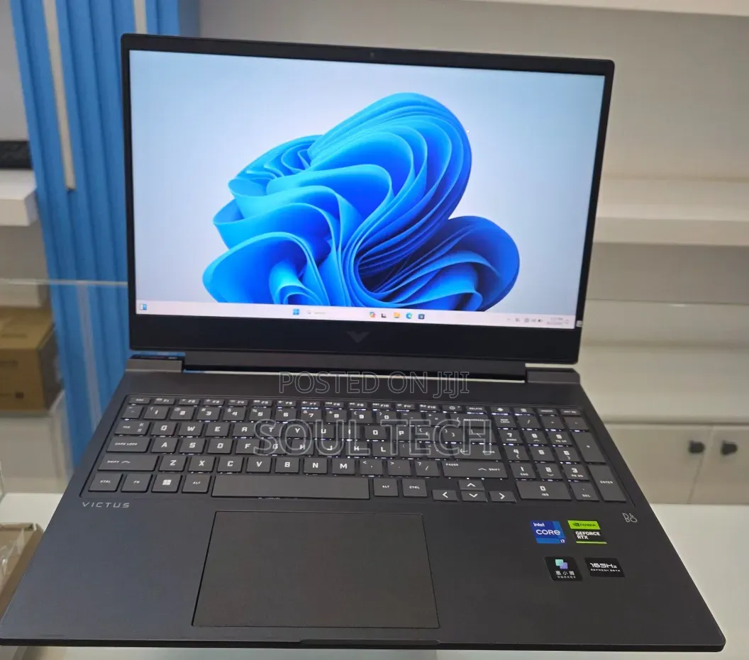 New Laptop HP Victus 16 16GB Intel Core i7 SSD 1T