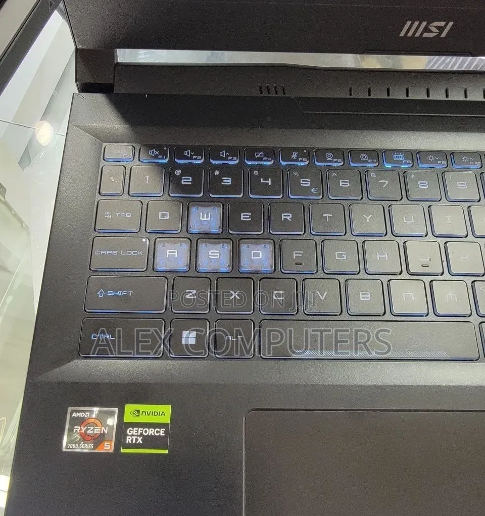 New Laptop MSI Katana GF66 16GB AMD Ryzen 5 SSD 512GB