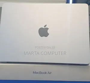 New Laptop Apple MacBook Air 2025 M4 16GB Apple M4 SSD 512GB