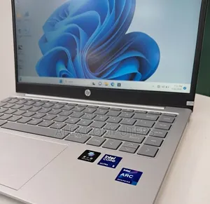 New Laptop HP Pavilion 15 16GB Intel Core Ultra 7 SSD 1T