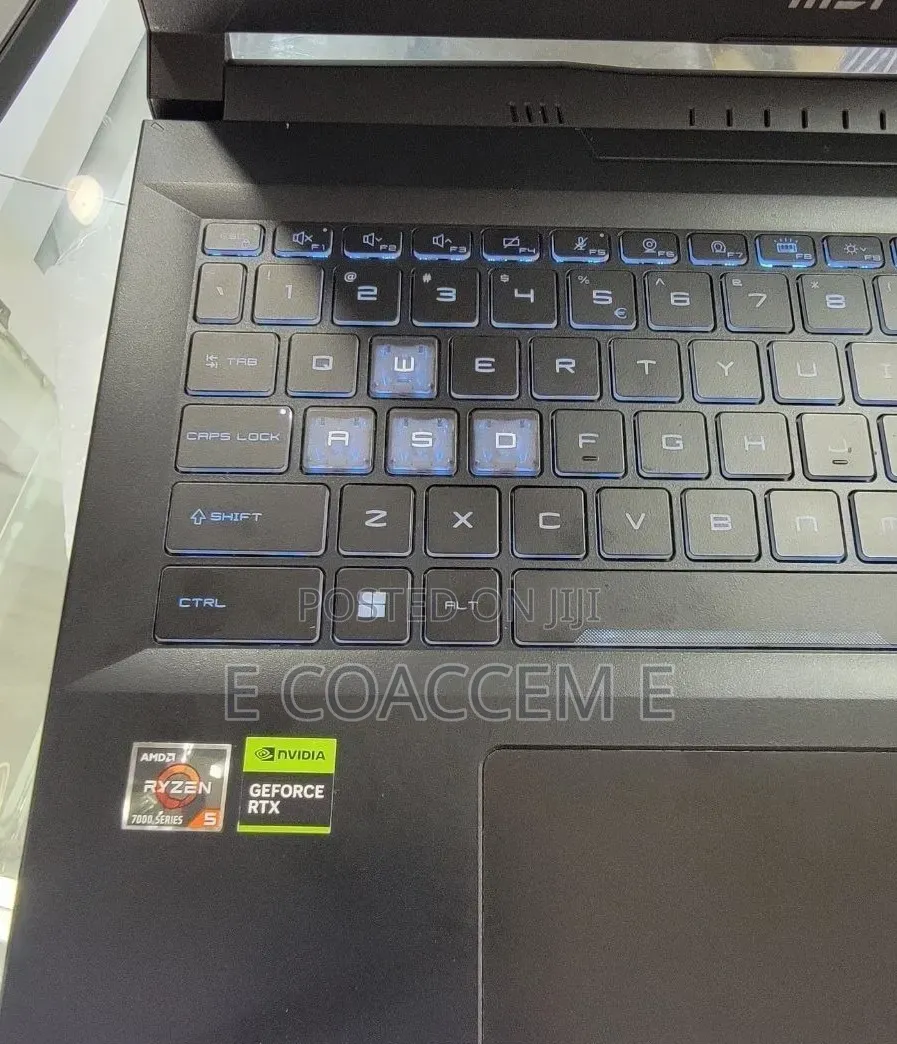 New Laptop MSI 16GB AMD Ryzen 5 SSD 512GB