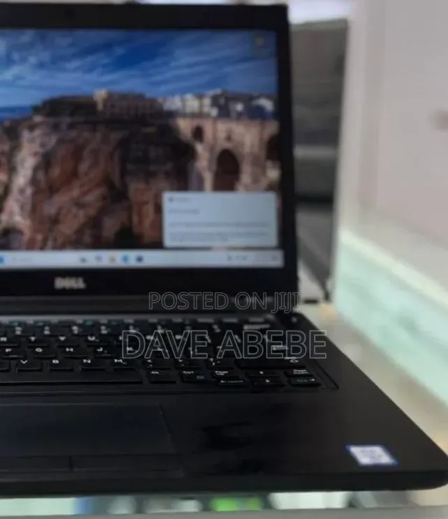 New Laptop Dell Latitude 14 8GB Intel Core i5 SSD 500GB