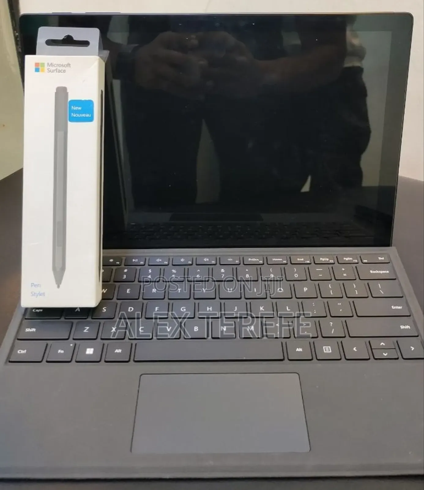 New Microsoft Surface Pro 11th Edition, a Copilot+ PC 16GB SSD 512GB