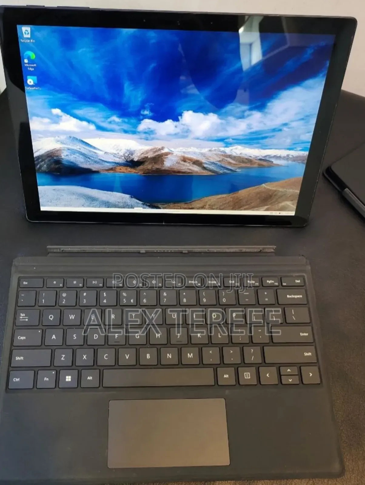 New Microsoft Surface Pro 11th Edition, a Copilot+ PC 16GB SSD 512GB
