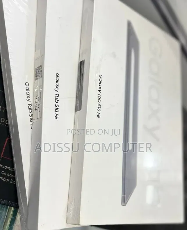 New Laptop Samsung Galaxy Book 2 8GB Intel Core i7 SSD 128GB