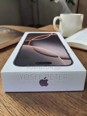 New Apple iPhone 16 Pro Max 256 GB Black