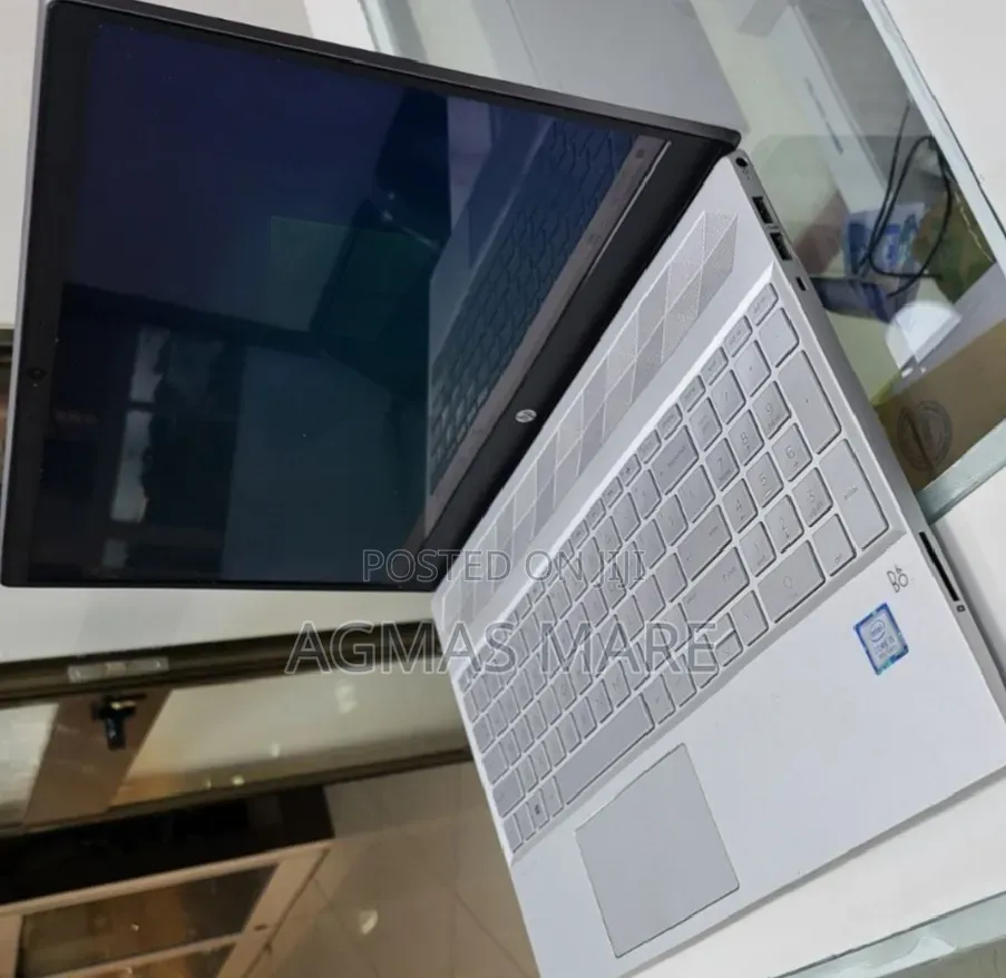 New Laptop HP Pavilion 14 8GB Intel Core i5 SSD 512GB