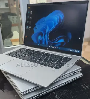 New Laptop HP EliteBook 840 10 16GB Intel Core i7 SSD 512GB
