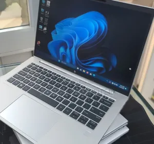 New Laptop HP EliteBook 840 10 16GB Intel Core i7 SSD 512GB