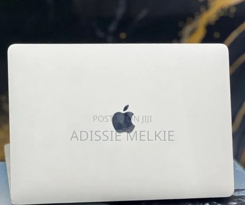 New Laptop Apple MacBook 8GB Apple M2 SSD 512GB