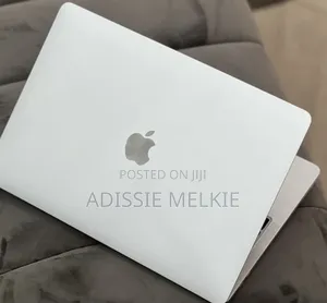 New Laptop Apple MacBook 8GB Apple M2 SSD 512GB