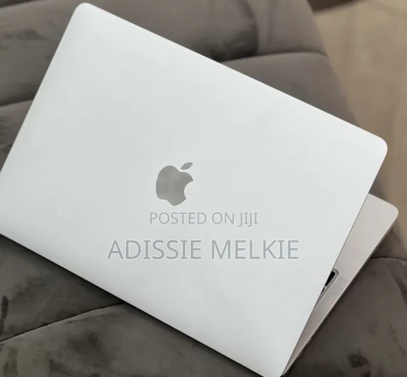New Laptop Apple MacBook 8GB Apple M2 SSD 512GB