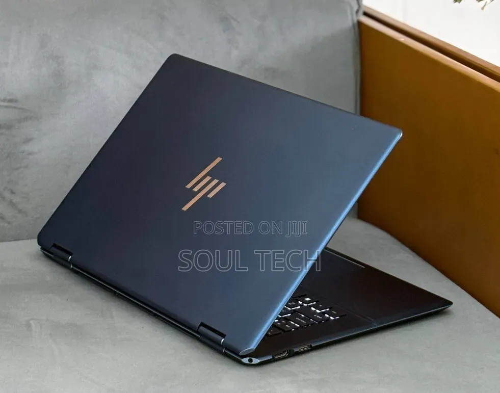 New Laptop HP Spectre X360 16GB Intel Core i7 SSD 512GB
