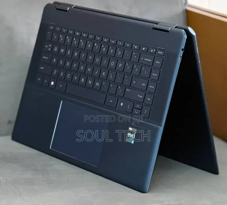 New Laptop HP Spectre X360 16GB Intel Core i7 SSD 512GB
