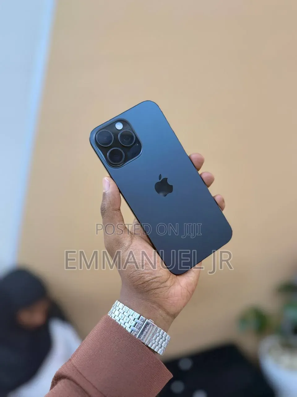 New Apple iPhone 16 Pro Max 1 TB Black