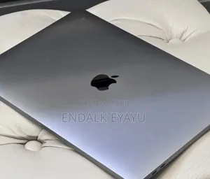 New Laptop Apple MacBook Pro 2019 16GB Intel Core i7 SSD 512GB