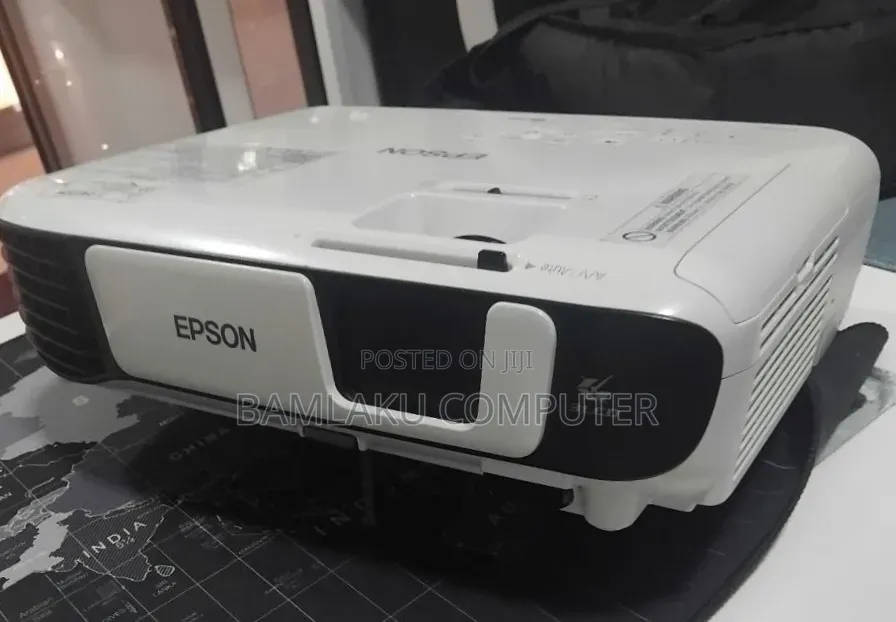 Epson Projector 
Model Name: EB-S41