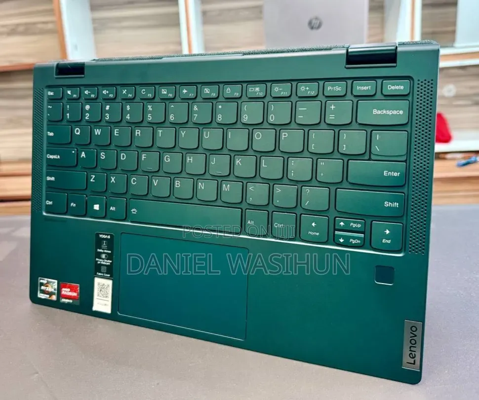 New Laptop Lenovo 8GB AMD Ryzen 5 SSD 256GB
