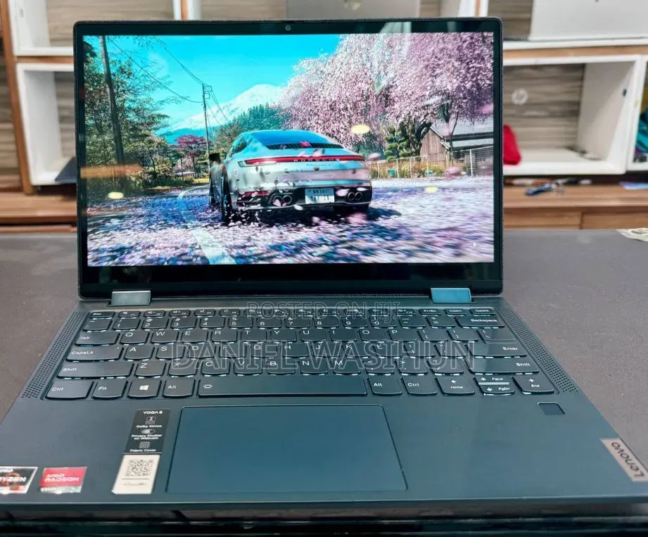 New Laptop Lenovo 8GB AMD Ryzen 5 SSD 256GB