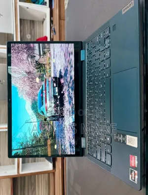 New Laptop Lenovo ThinkPad Yoga 8GB AMD Ryzen 5 SSD 256GB