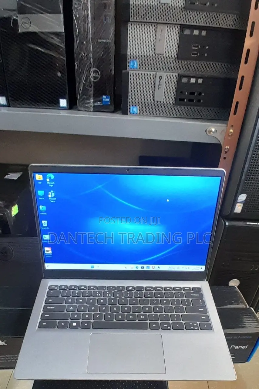 Laptop Dell Vostro 14 3420 8GB Intel Core i3 SSD 512GB