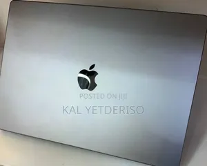 New Laptop Apple MacBook Pro 2016 32GB SSD 512GB
