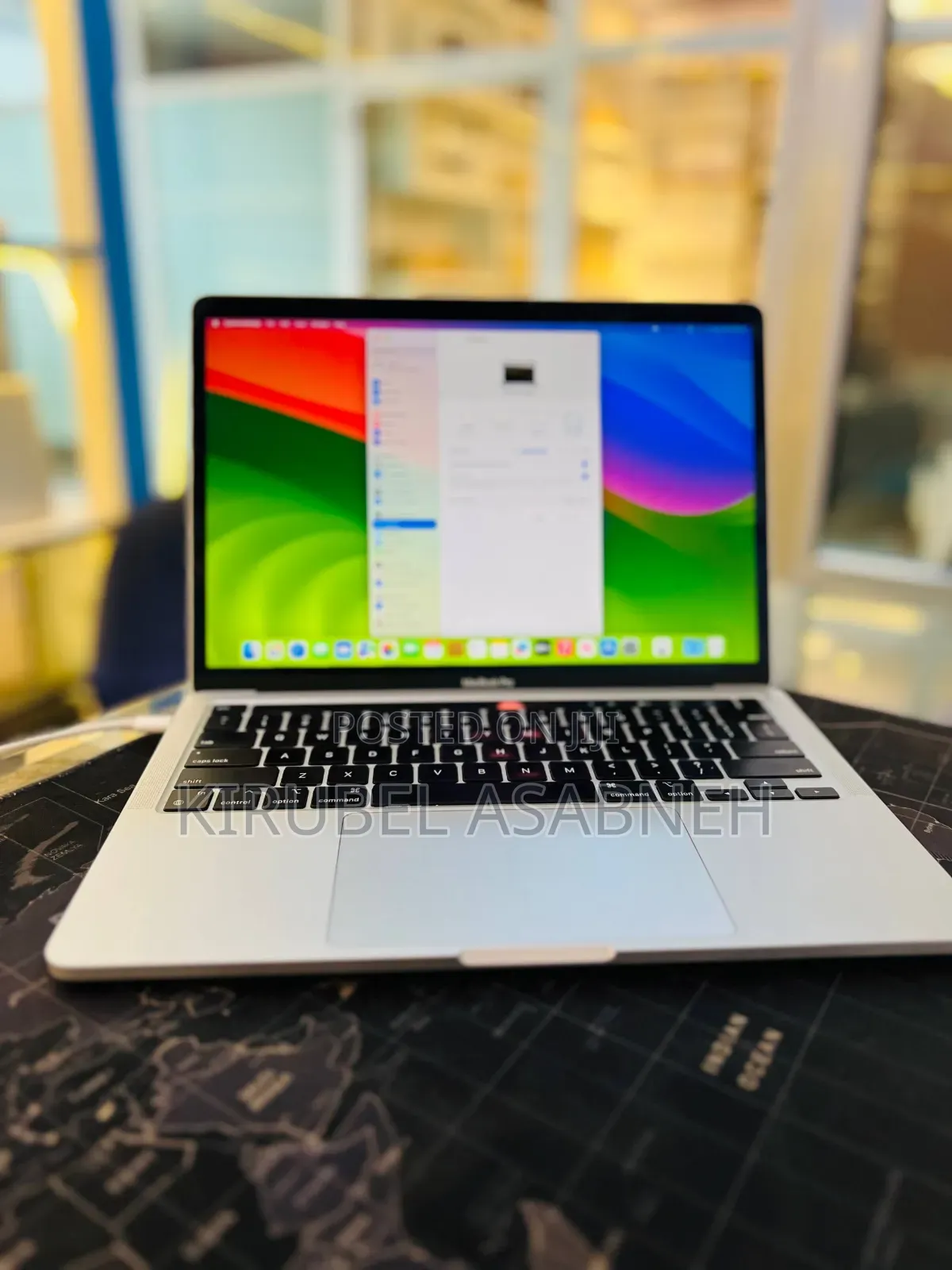 New Laptop Apple MacBook Pro 2020 M1 16GB Apple M1 Pro SSD 256GB