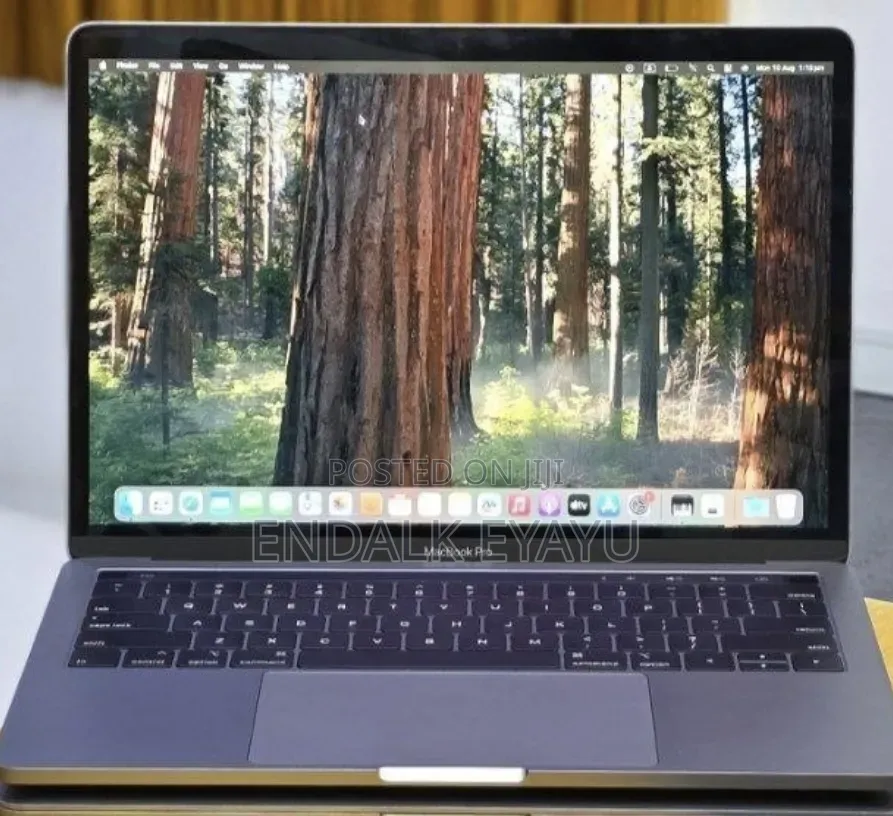 New Laptop Apple MacBook Pro 2019 16GB Intel Core i5 SSD 512GB