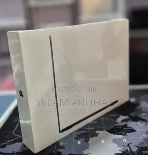 New Laptop Apple MacBook Air 2022 M2 8GB Apple M2 SSD 256GB