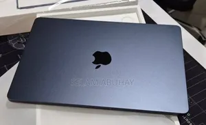New Laptop Apple MacBook Air 2022 M2 8GB Apple M2 SSD 256GB