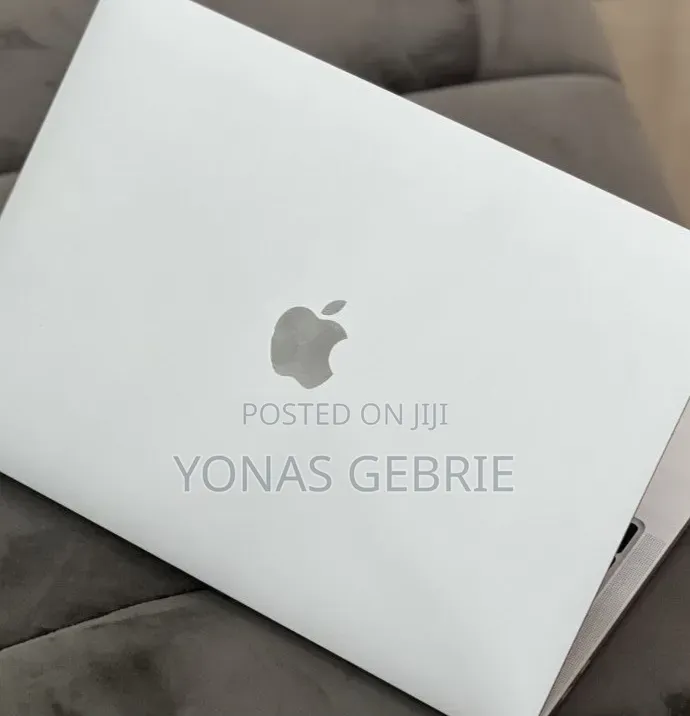 New Laptop Apple MacBook 8GB Apple M2 SSD 512GB